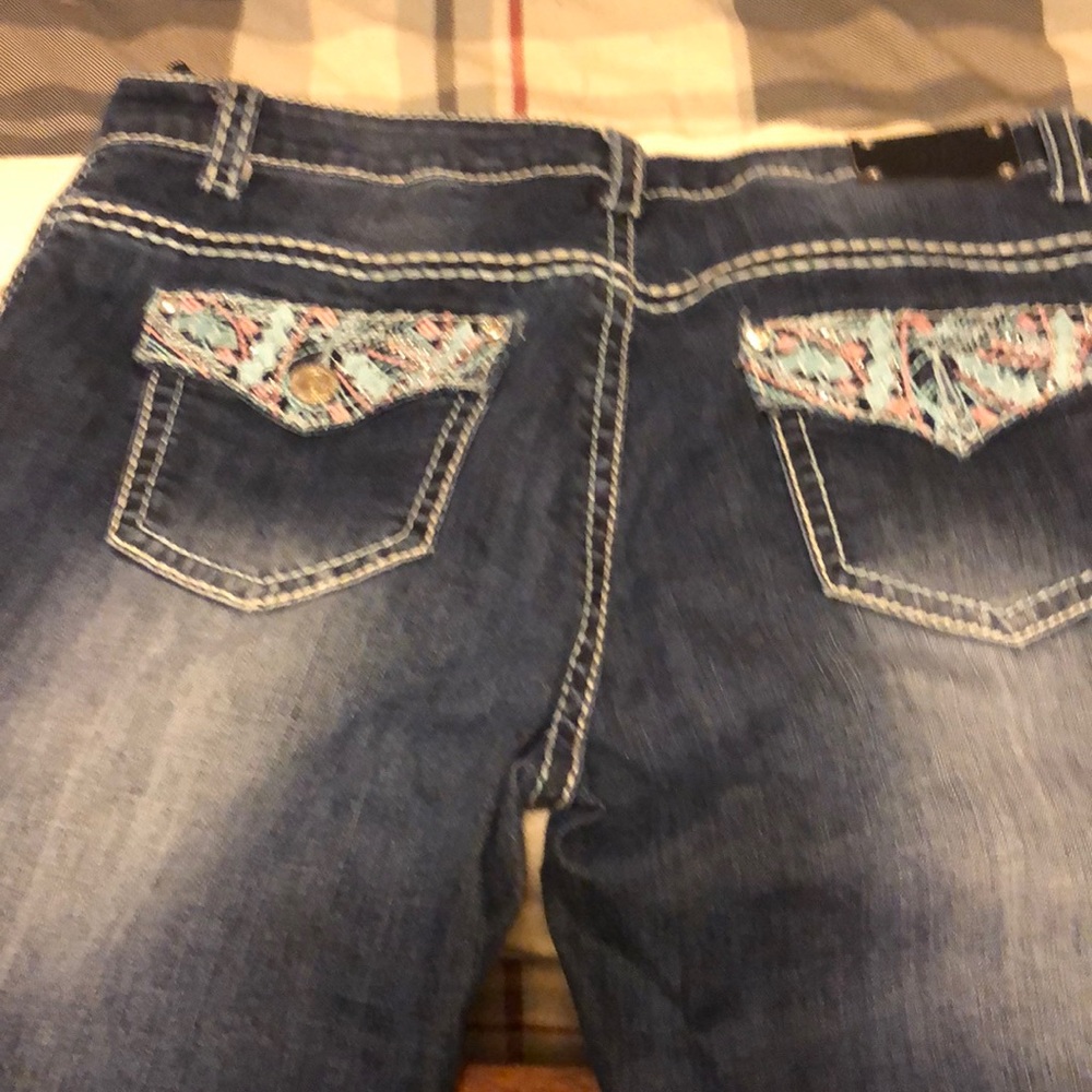 Live hard jeans